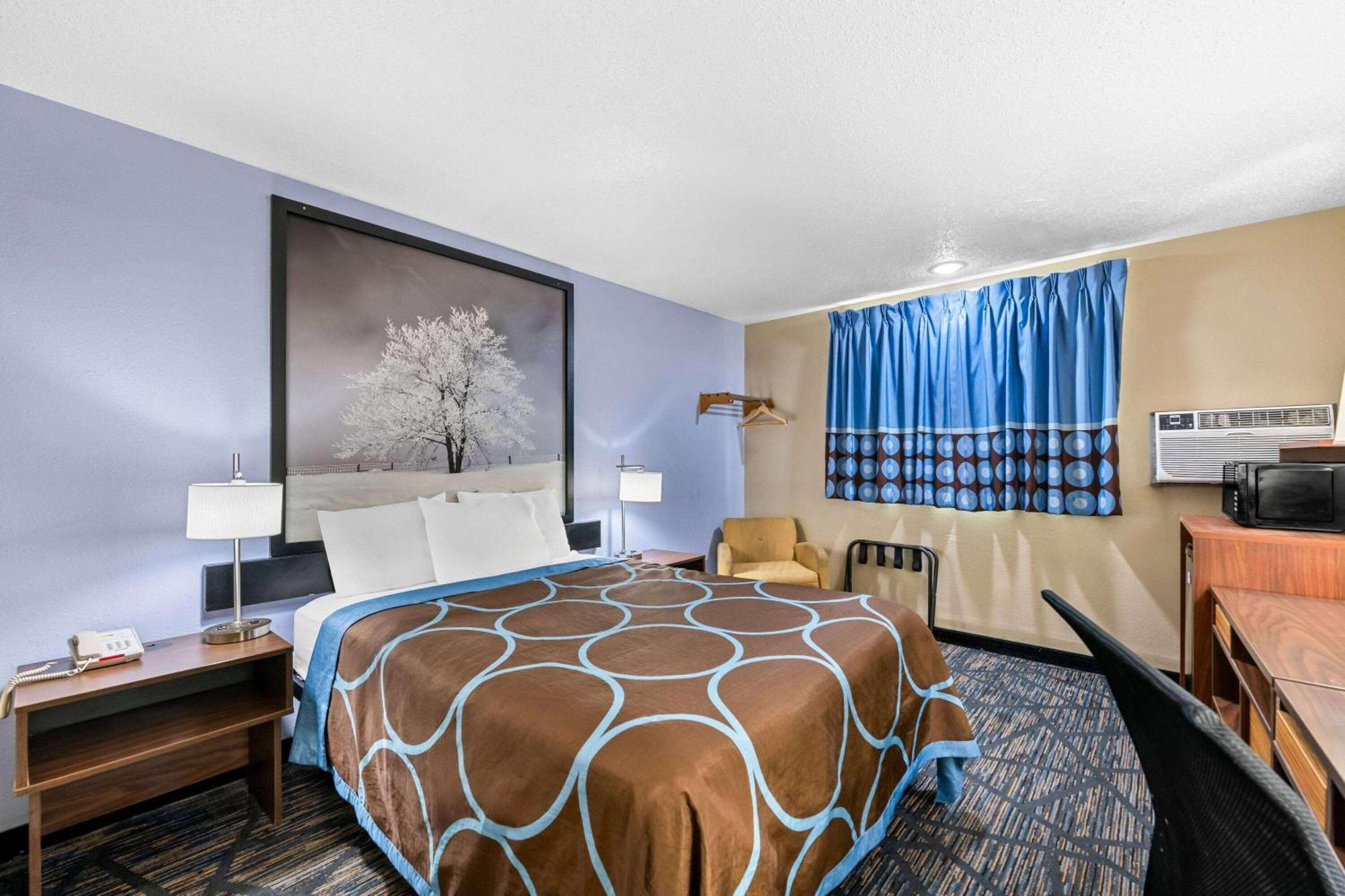 Super 8 By Wyndham Council Bluffs Ia Omaha Ne Area Motel Exterior photo